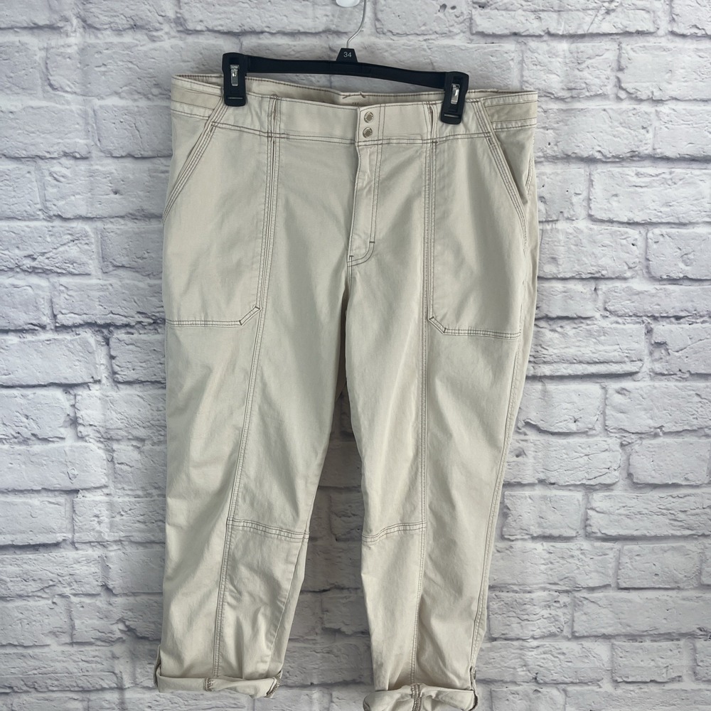 White House Black Market Pret-a-Pedi Mid-Rise Cropped Utility Pants 16 Short